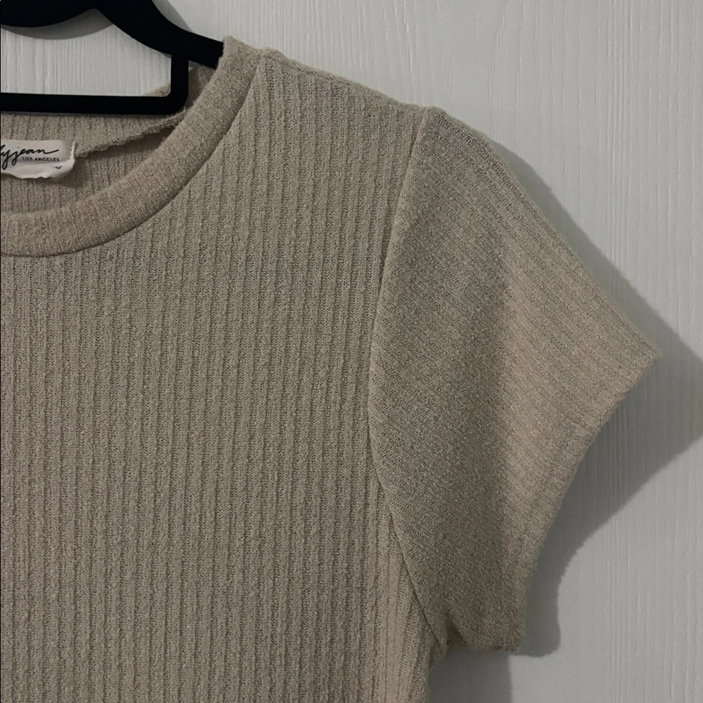 CJLA - Ribbed Short Sleeve Top - Picture 3 of 4